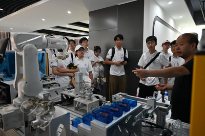 暑期實踐 | 探尋強國足跡 踐行航空科普--&ldquo;空&middot;天&middot;海 強國夢&rdquo;實踐隊